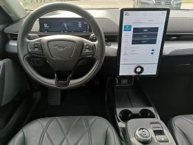 Ford Mustang Mach-E AWD 35000км., снимка 7