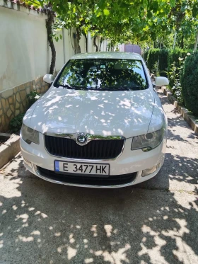 Skoda Superb Седан , снимка 1