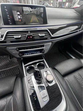 BMW 750 M PACK * PANO * HARMAN * ОБДУХВАНЕ * CARFAX *  - 22500 € / 44006.17 лв. - 93220793 12