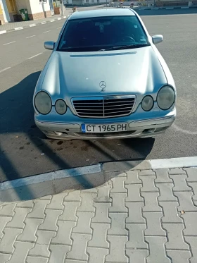 Mercedes-Benz E 320 3.2