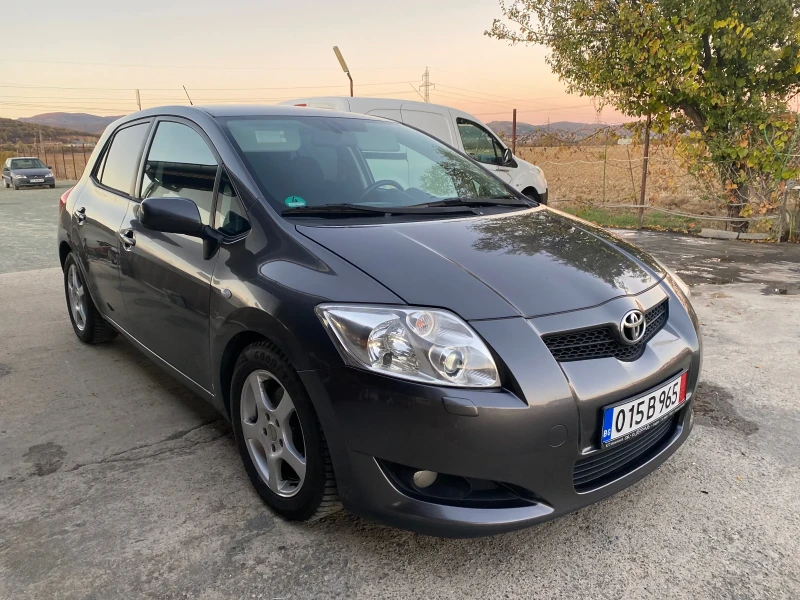 Toyota Auris 2.0 D4D, снимка 1 - Автомобили и джипове - 47930696