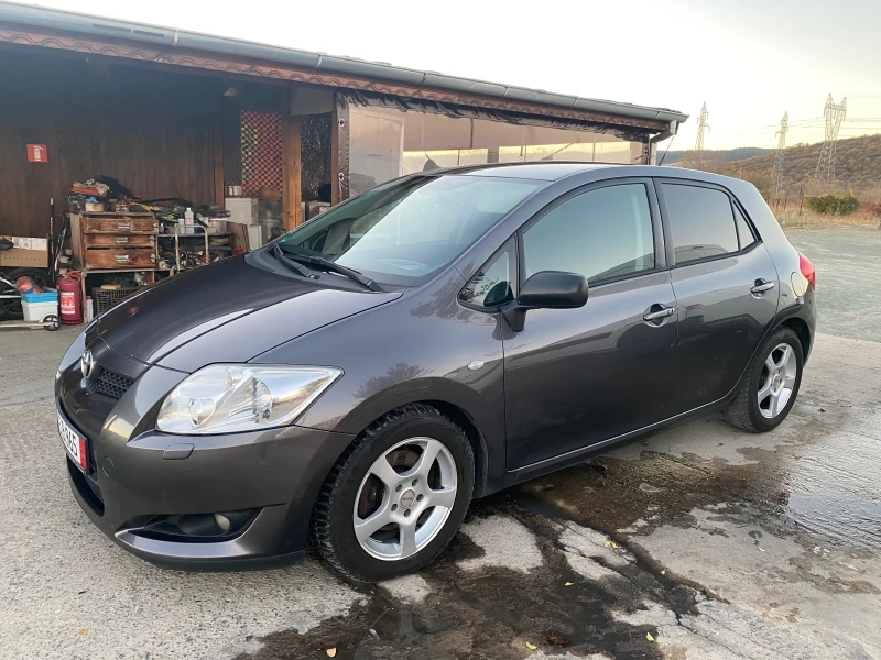 Toyota Auris 2.0 D4D, снимка 3 - Автомобили и джипове - 47930696