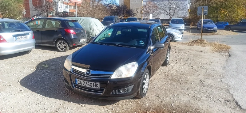 Opel Astra 1.7CDTI, снимка 4 - Автомобили и джипове - 48133673