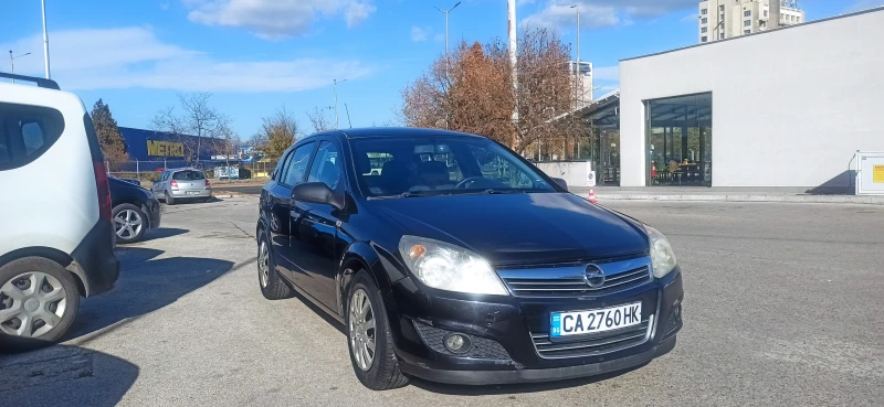 Opel Astra 1.7CDTI, снимка 2 - Автомобили и джипове - 48133673