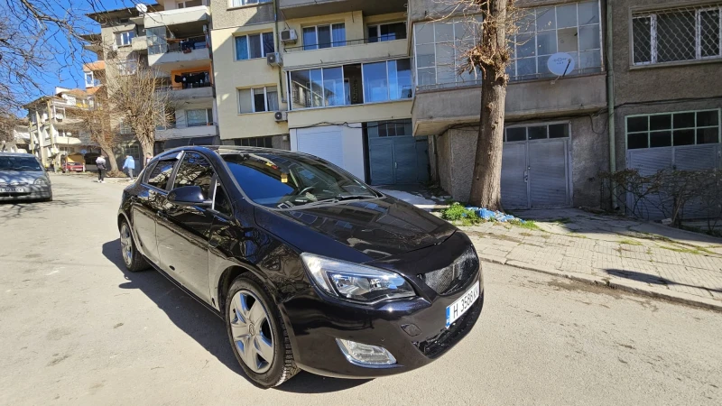 Opel Astra J | 1.4 Turbo | ГАЗ | 140 к.с., снимка 2 - Автомобили и джипове - 49394156