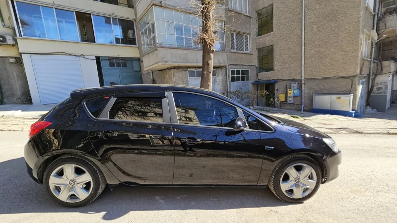 Opel Astra J | 1.4 Turbo | ГАЗ | 140 к.с., снимка 3 - Автомобили и джипове - 49394156