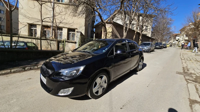 Opel Astra J | 1.4 Turbo | ГАЗ | 140 к.с., снимка 1 - Автомобили и джипове - 49394156