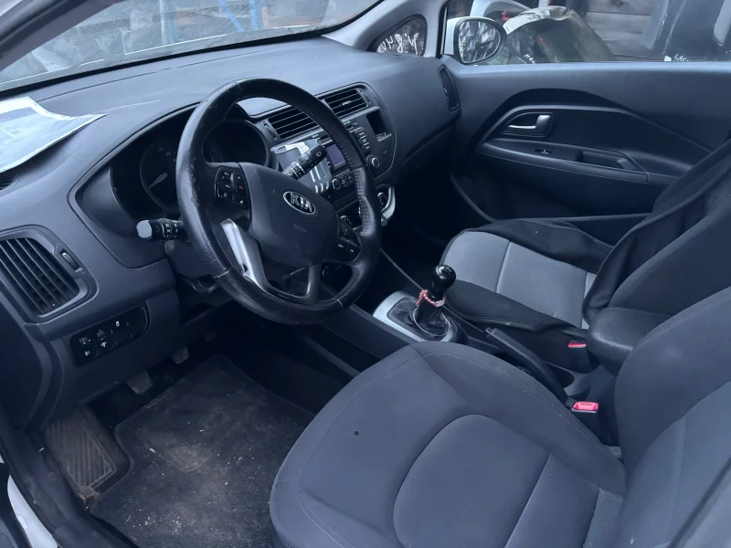 Kia Rio 1.4, 1.2 G4FAGS, снимка 14 - Автомобили и джипове - 50962195