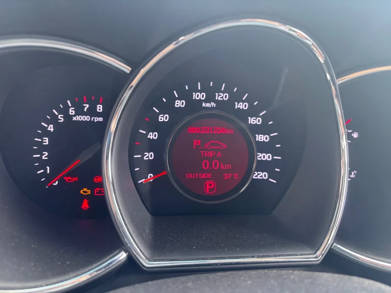 Kia Rio 1.4 G4FAGS, снимка 8 - Автомобили и джипове - 50962195