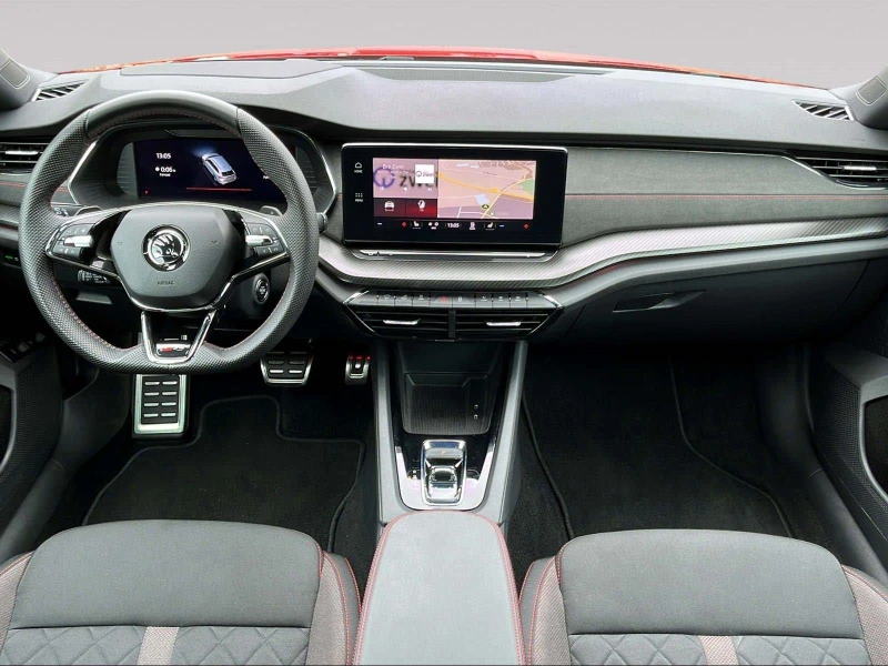 Skoda Octavia RS* 2.0 TSI* DSG* PLUG-IN* DISTR* KEYLESS* , снимка 10 - Автомобили и джипове - 51202363