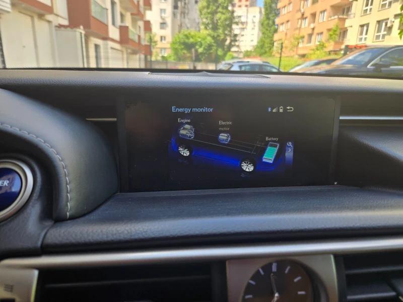 Lexus IS 300 IS300  hybrid  232к.с 4?4, снимка 13 - Автомобили и джипове - 52287530