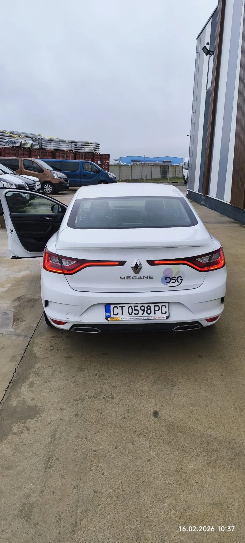 Renault Megane, снимка 8 - Автомобили и джипове - 53499568