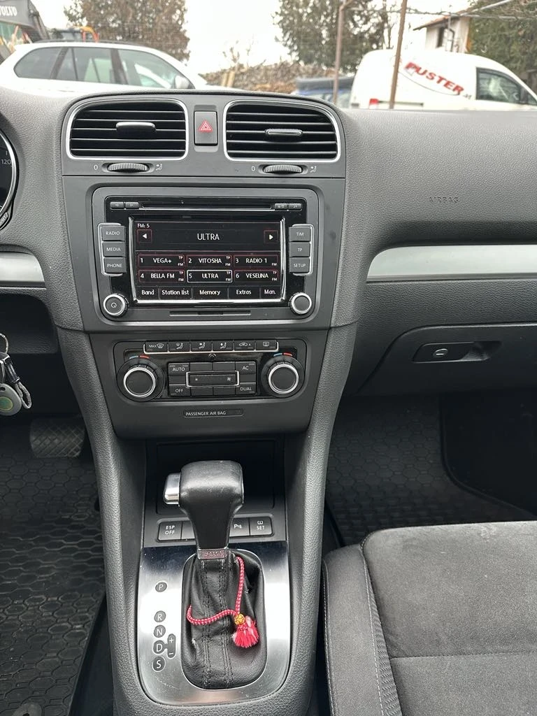 VW Golf 1, 4 тси - изображение 4