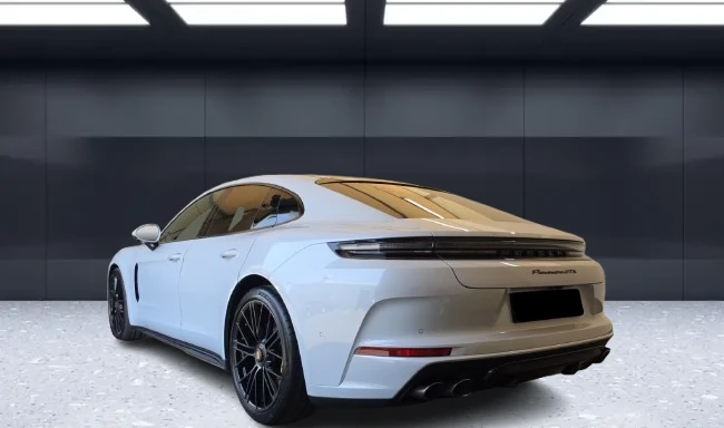 Porsche Panamera GTS = SportDesign = Гаранция, снимка 2 - Автомобили и джипове - 55640232