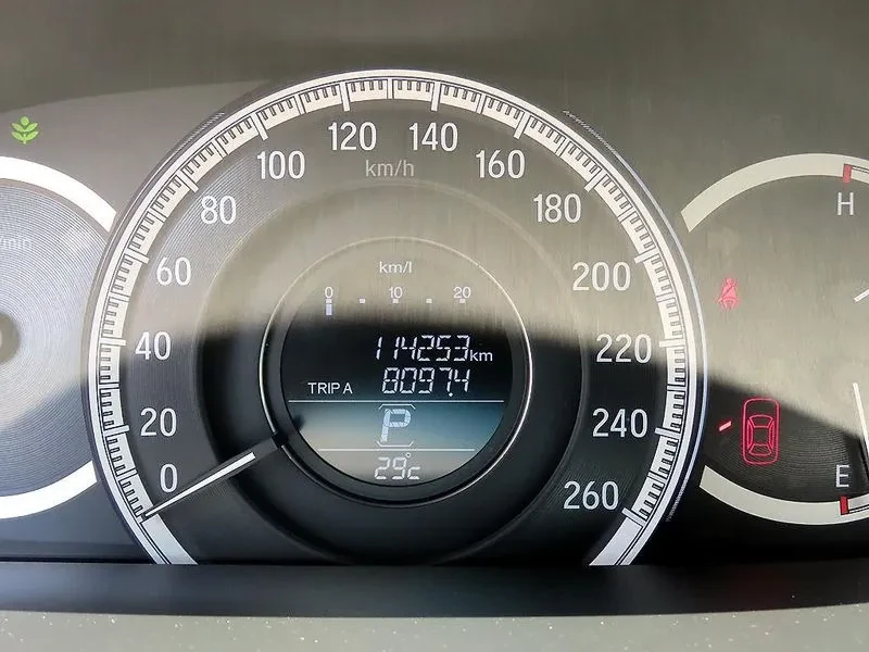 Honda Accord 2.4 9Th Generation, снимка 17 - Автомобили и джипове - 56020738