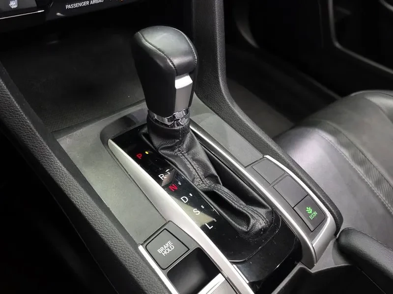 Honda Civic 2.0 Бензин, снимка 8 - Автомобили и джипове - 56287864