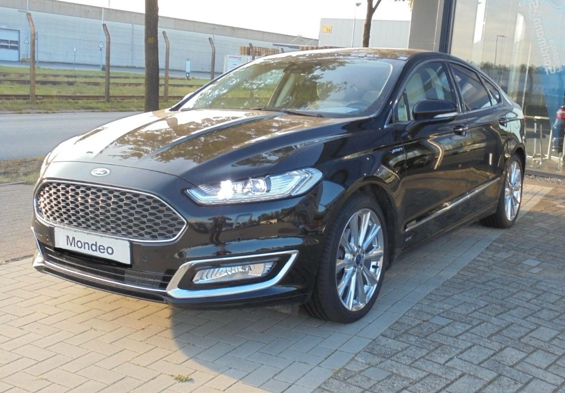 Ford Mondeo 4x4 Vignale* Individual* Панорама* ЛИЗИНГ - изображение 3