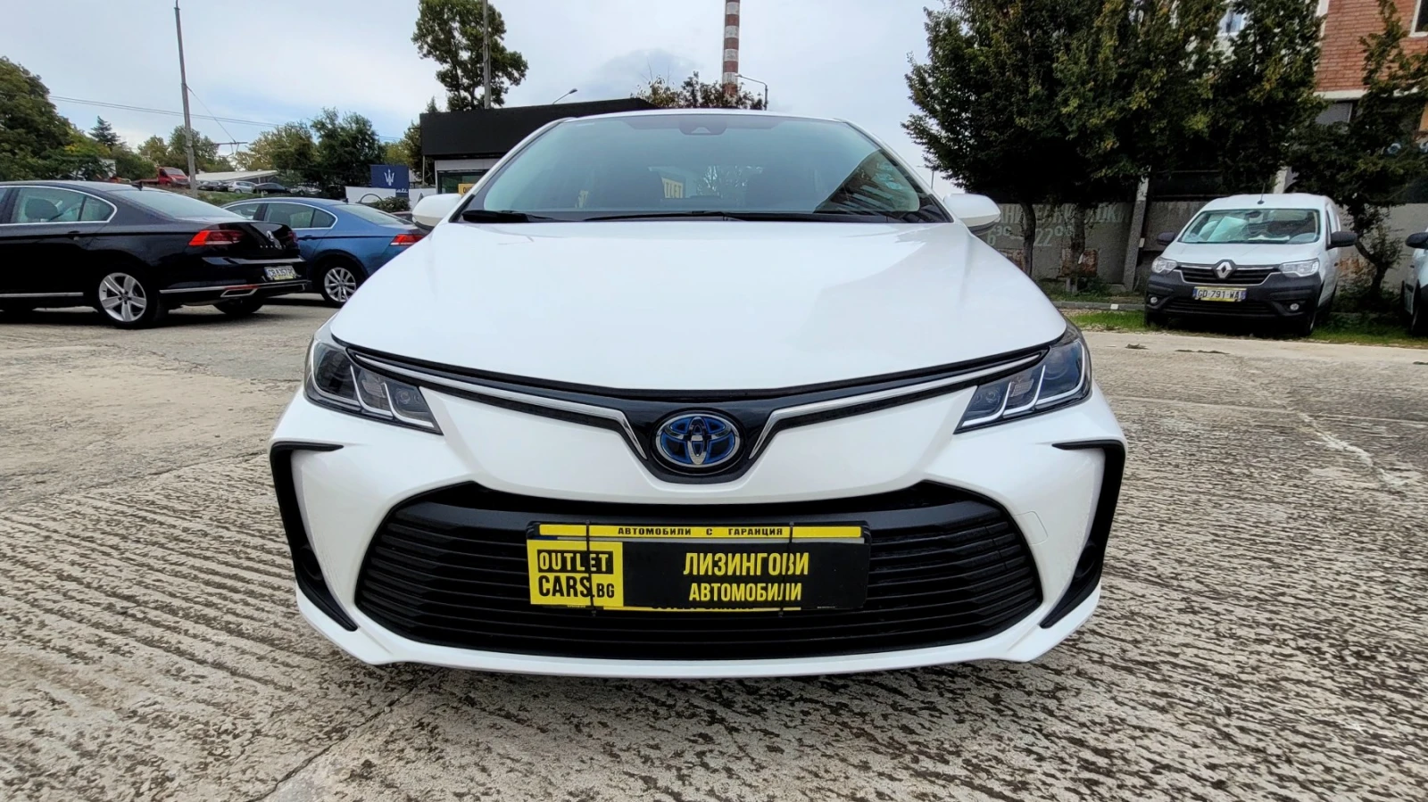 Toyota Corolla 1.8 Full Hybrid Business - изображение 2