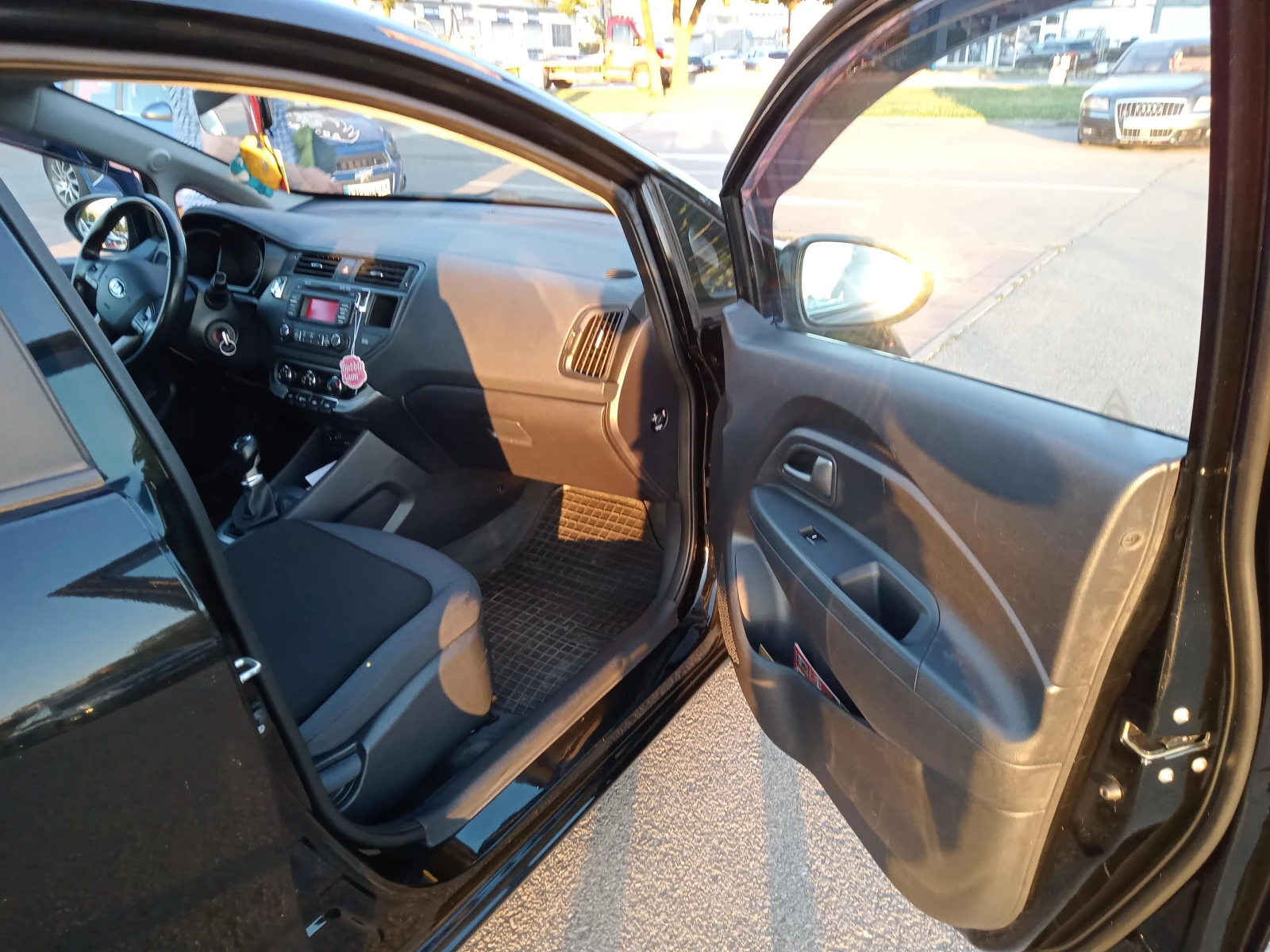 Kia Rio  - изображение 7