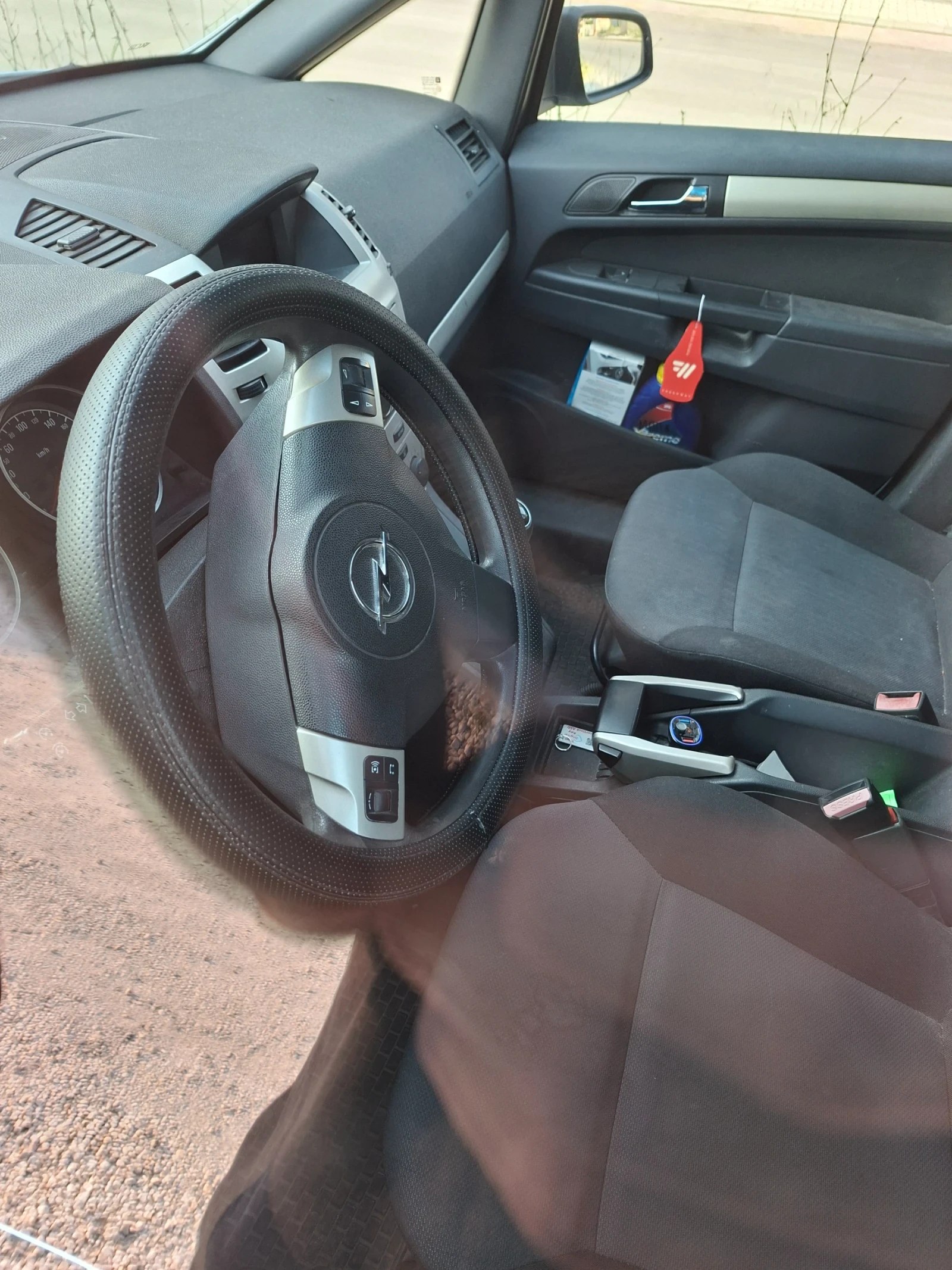 Opel Zafira  - изображение 4