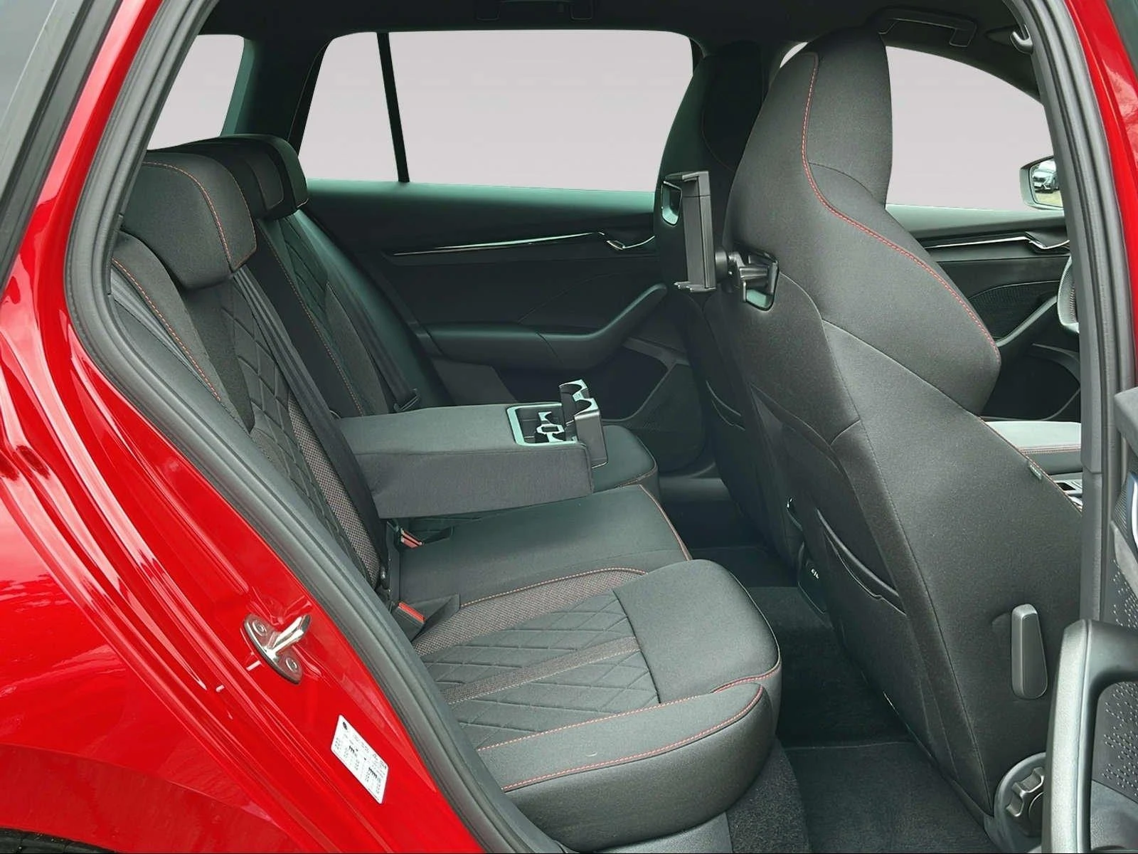 Skoda Octavia RS* 2.0 TSI* DSG* PLUG-IN* DISTR* KEYLESS*  | Mobile.bg   11