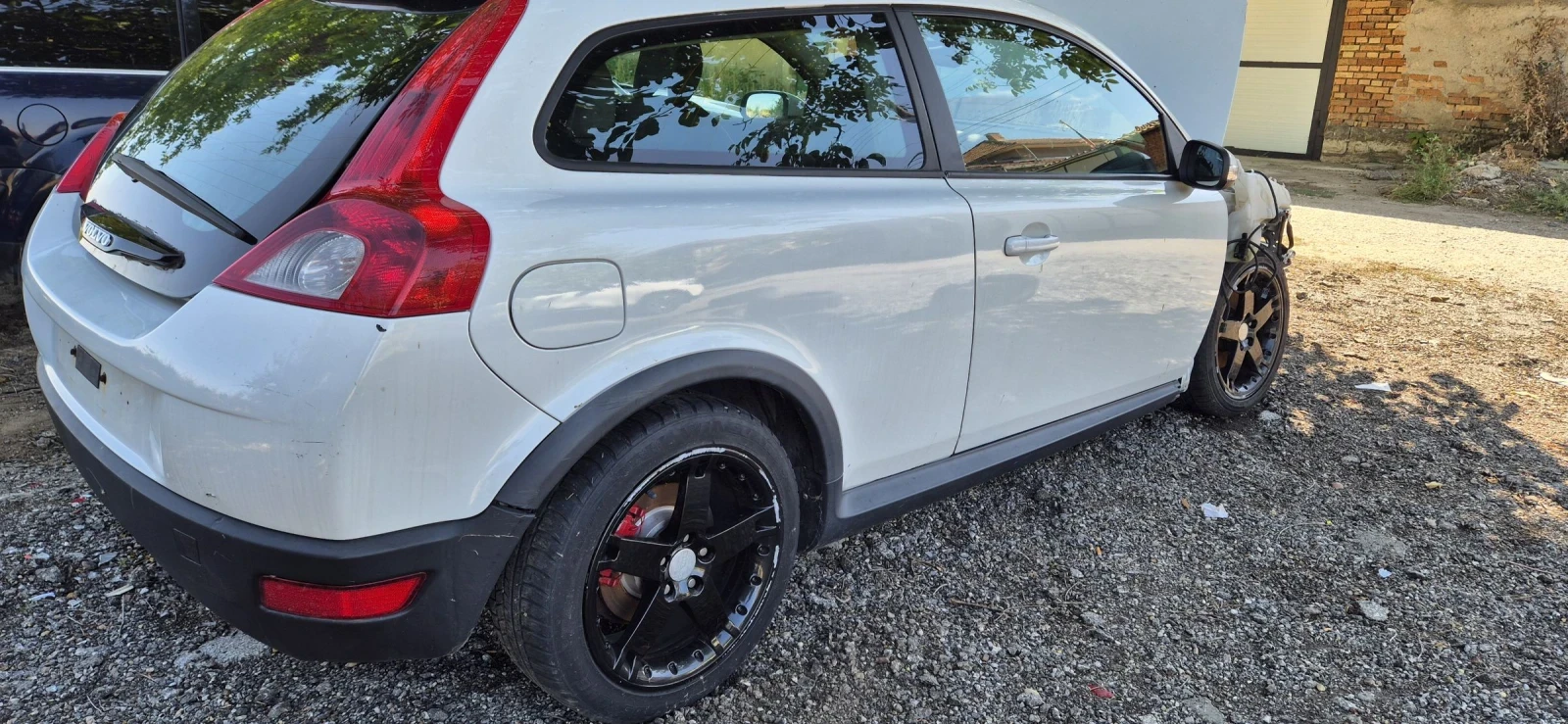 Volvo C30  - изображение 2
