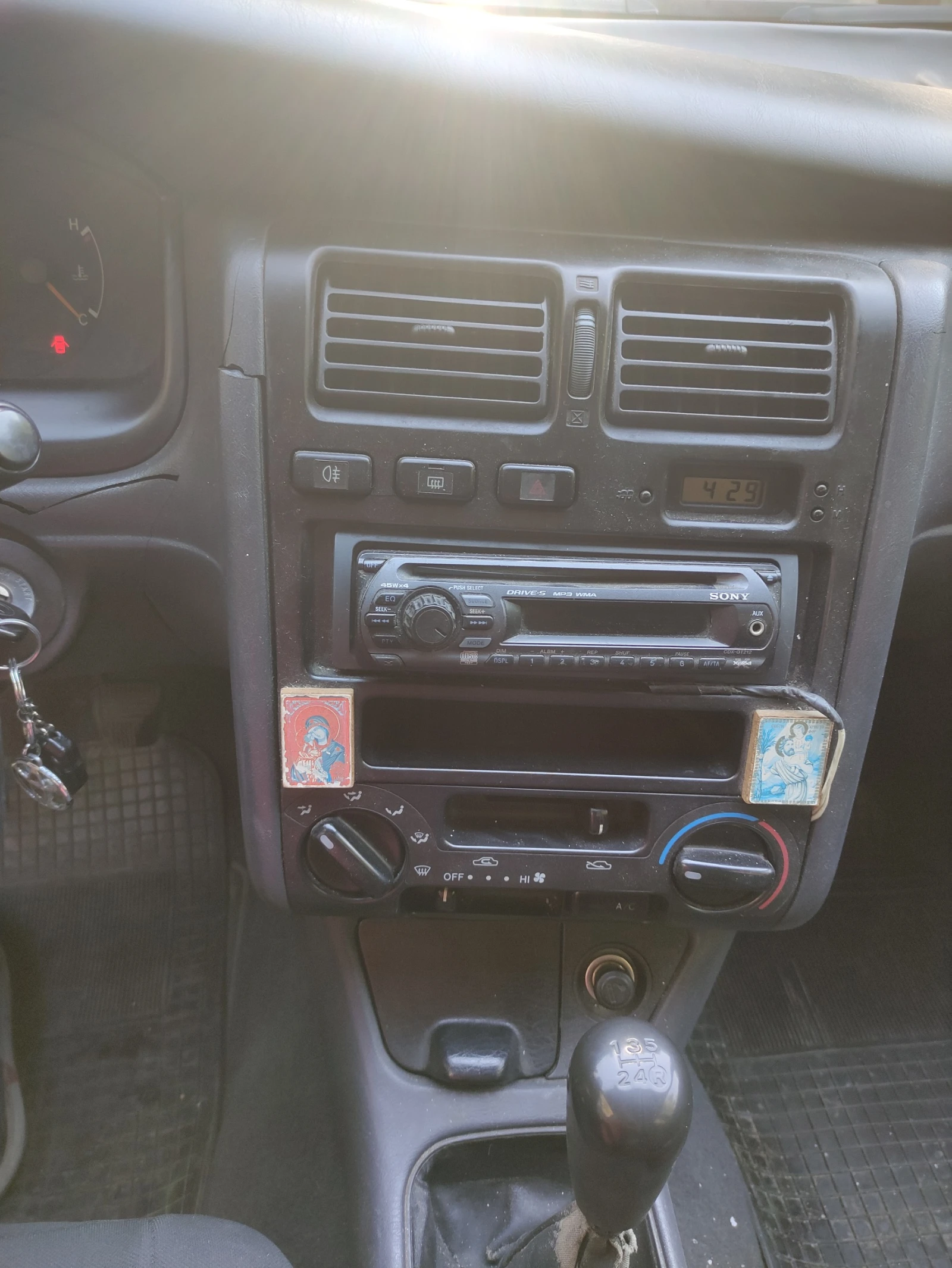 Toyota Carina  - изображение 8