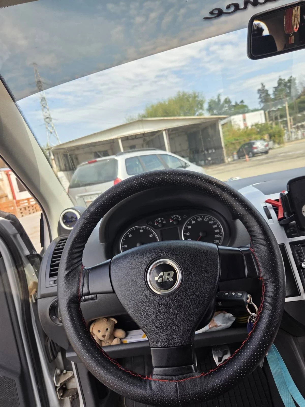 VW Polo 1.9TDI, снимка 11 - Автомобили и джипове - 53841667