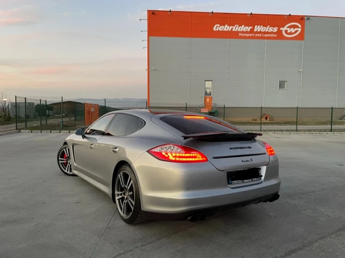 Porsche Panamera Turbo - изображение 2