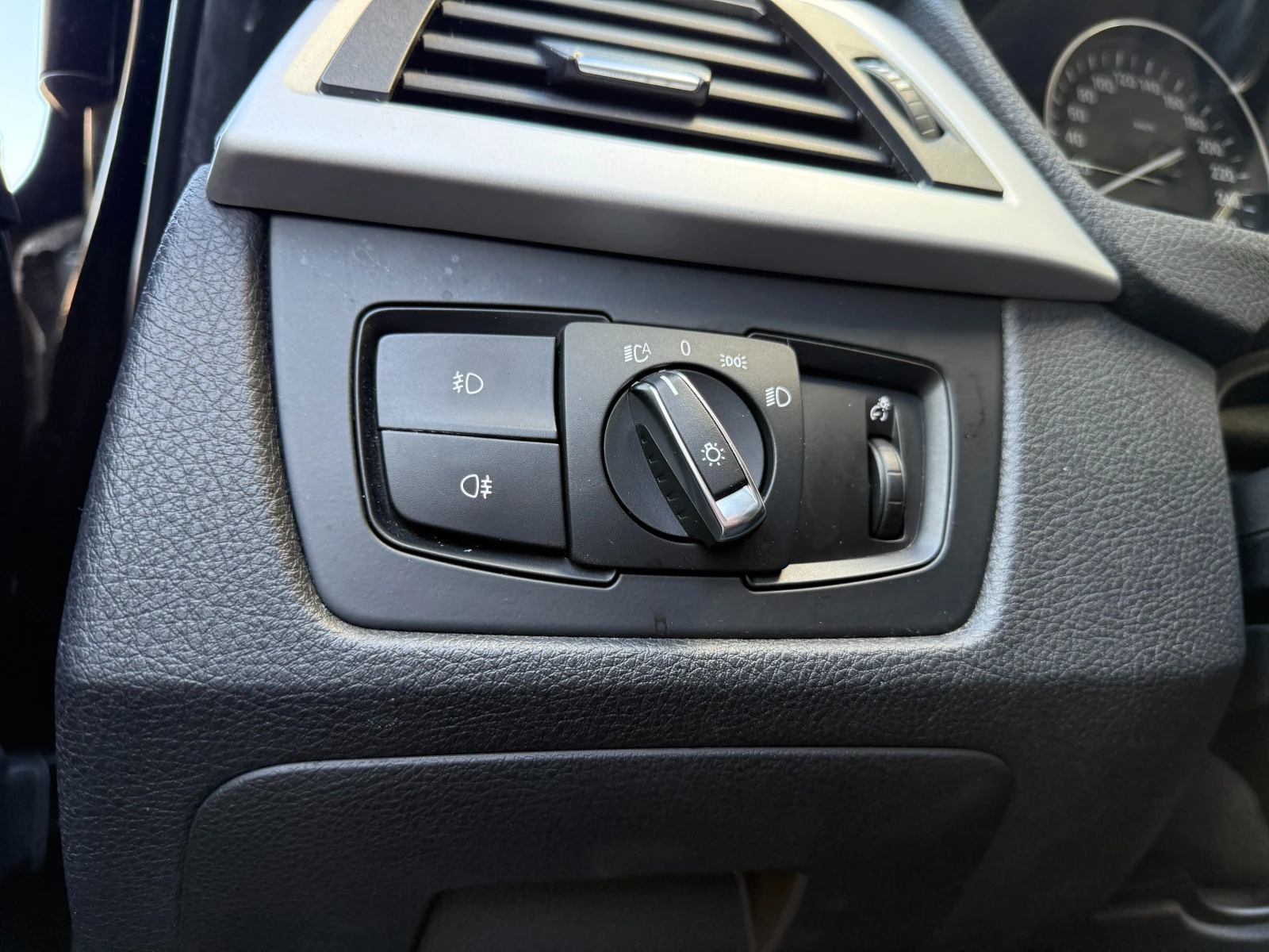 BMW 330 6  /XDrive 258.. | Mobile.bg   16