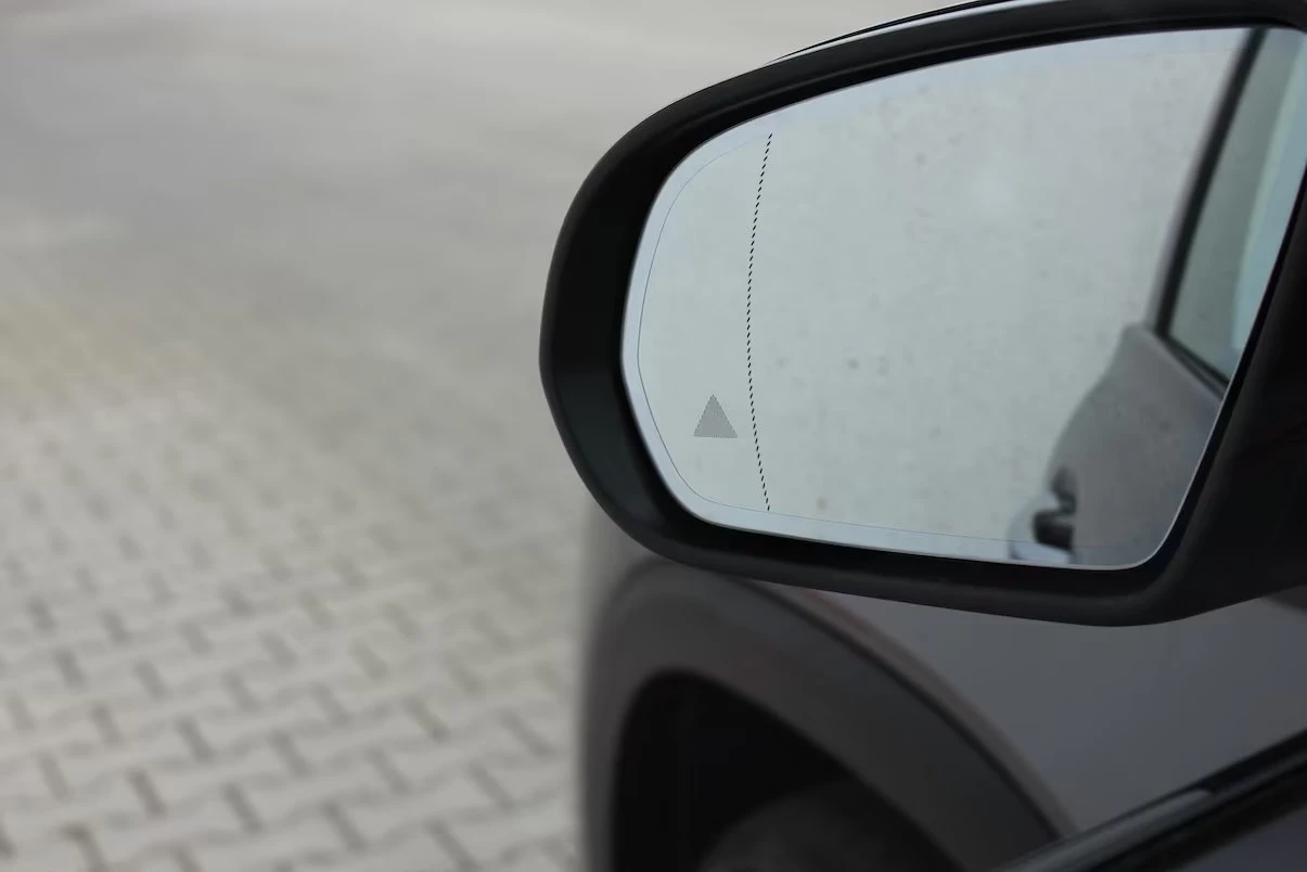 Mercedes-Benz EQB 300/228HP/AMG/4M/PANO/360/HUD/222z | Mobile.bg � ����������� 15