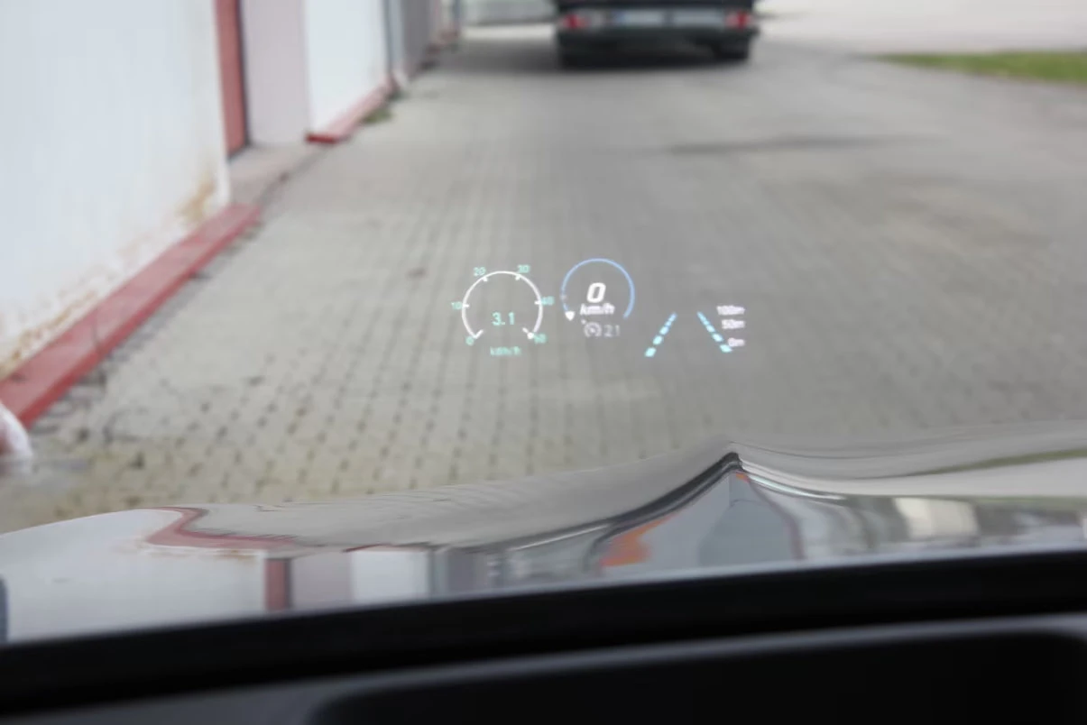 Mercedes-Benz EQB 300/228HP/AMG/4M/PANO/360/HUD/222z | Mobile.bg � ����������� 14