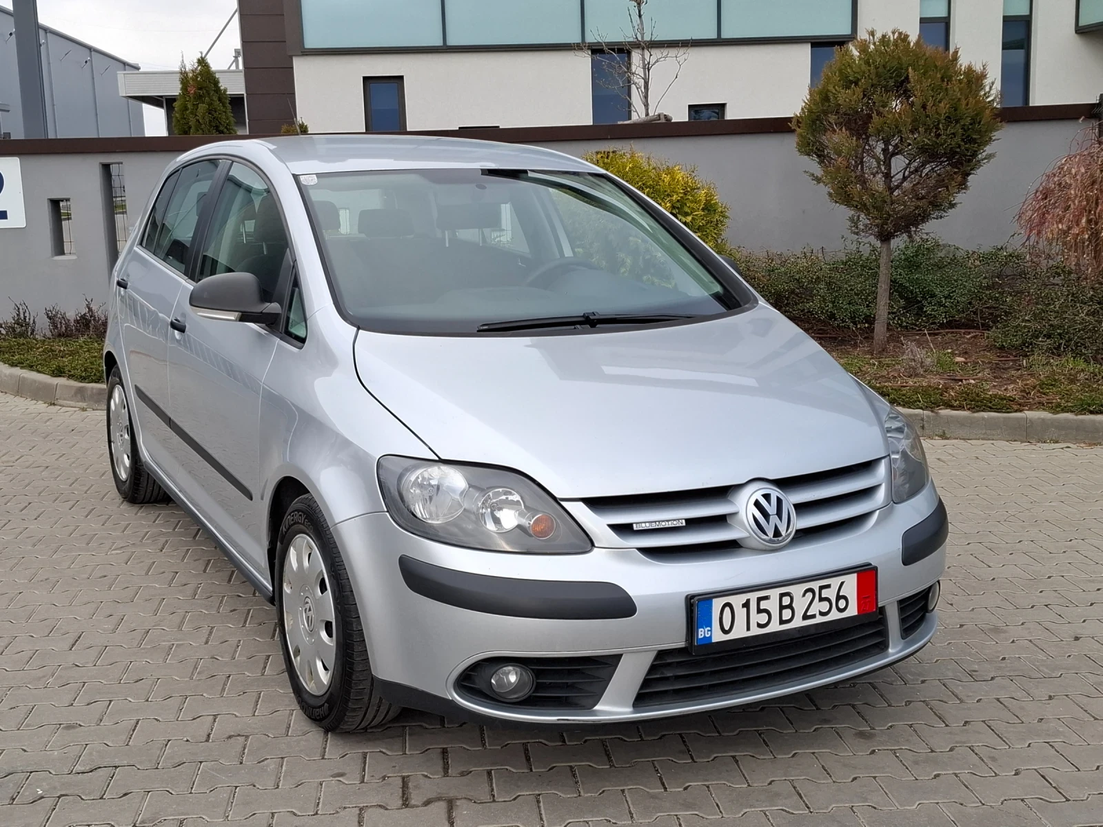 VW Golf Plus 1.9TDI* (105кс)* BLUEMOTION* FACELIFT* НОВ ВНОС, снимка 9 - Автомобили и джипове - 54035725