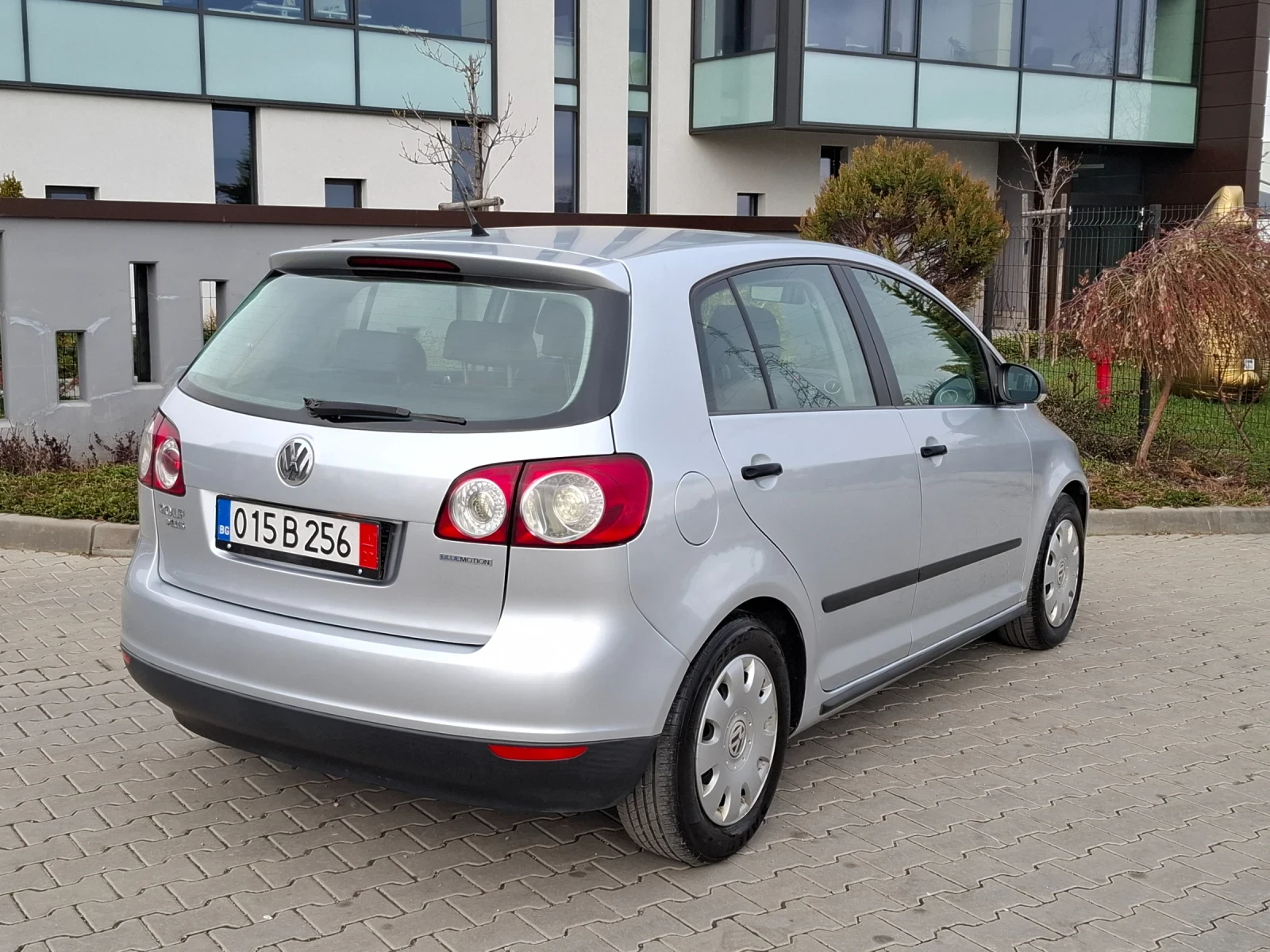 VW Golf Plus 1.9TDI* (105кс)* BLUEMOTION* FACELIFT* НОВ ВНОС, снимка 14 - Автомобили и джипове - 54035725