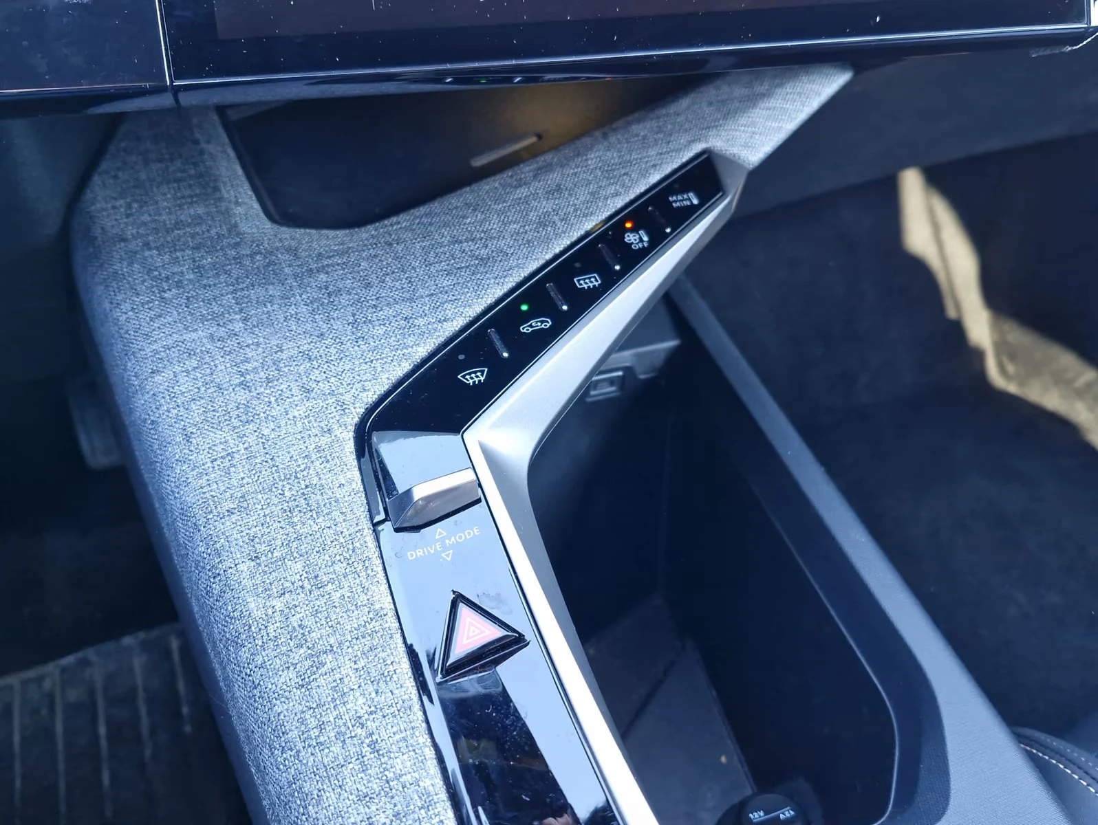 Peugeot 5008 ALLURE/170HP/7S/360/LED/NAVI/DIGI/KLESS/108q | Mobile.bg � ����������� 11