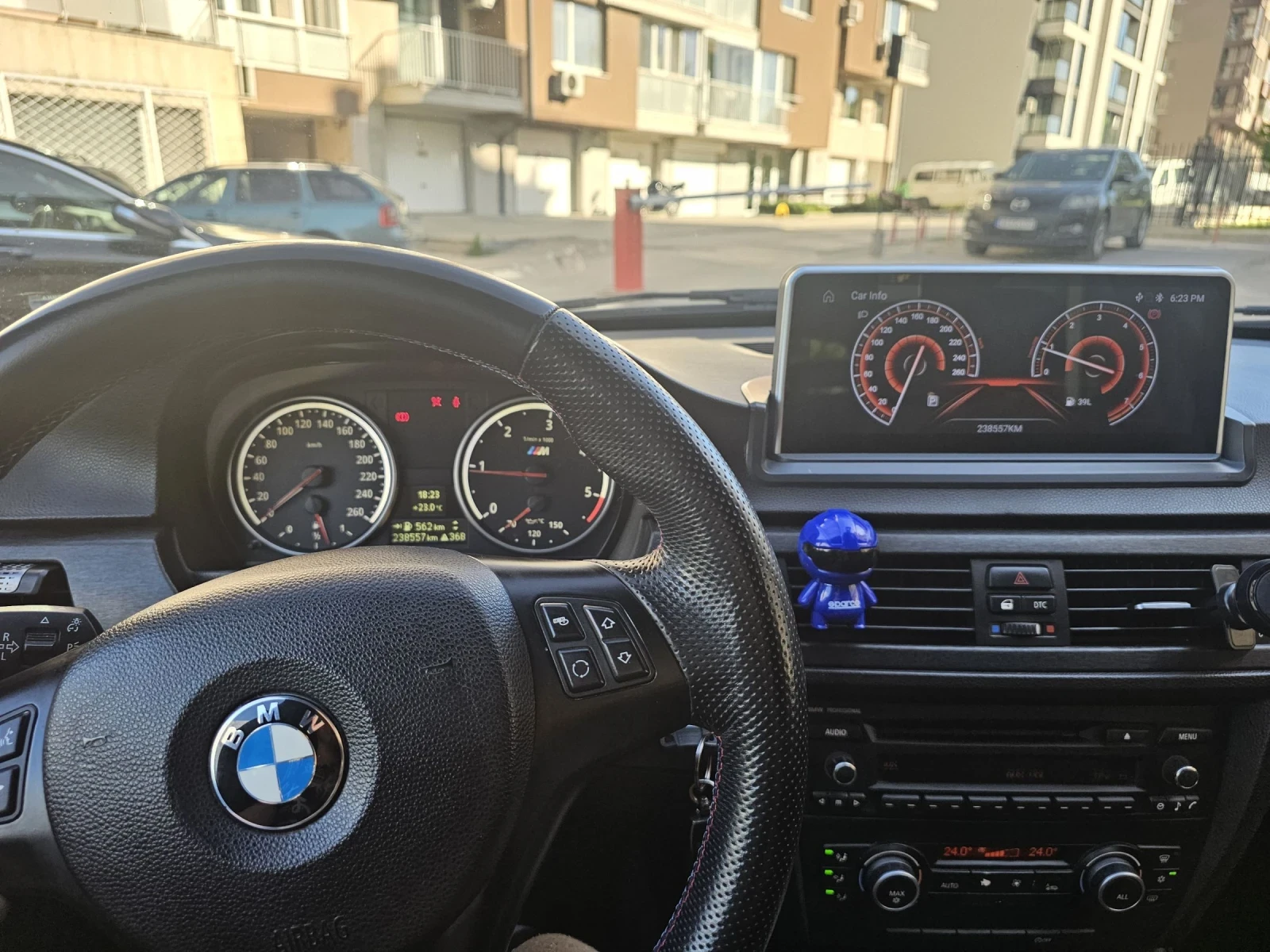 BMW 318, снимка 10 - Автомобили и джипове - 54556226