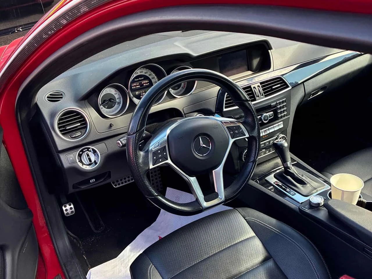 Mercedes-Benz C 250 * CARFAX * ШИБИДАХ * KEYLESS * КЛИП НА МОТОРА, снимка 5 - Автомобили и джипове - 54215423