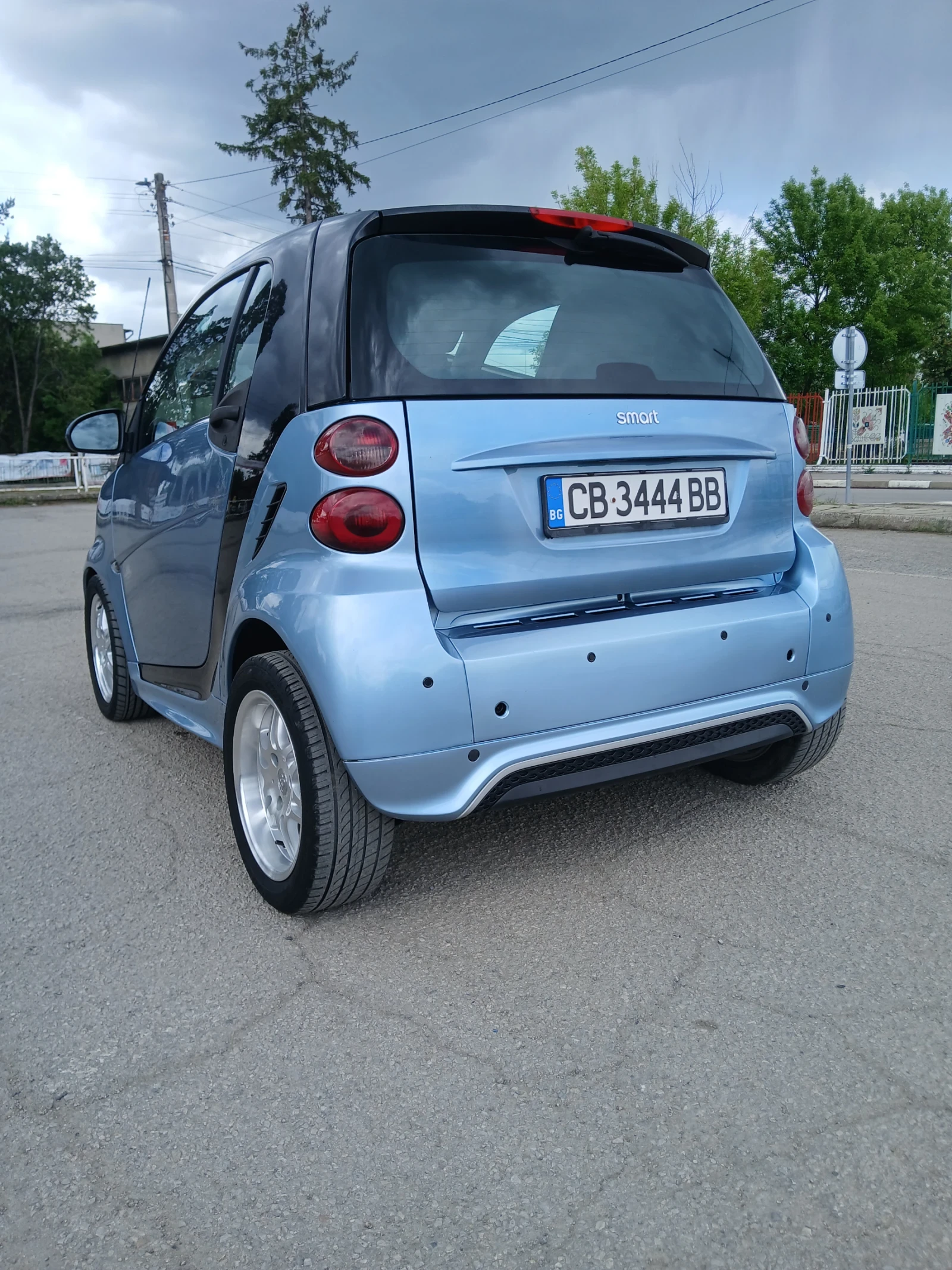 Smart Fortwo, снимка 3 - Автомобили и джипове - 54526109