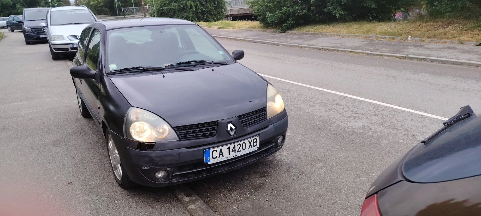 Renault Clio, снимка 6 - Автомобили и джипове - 54645663