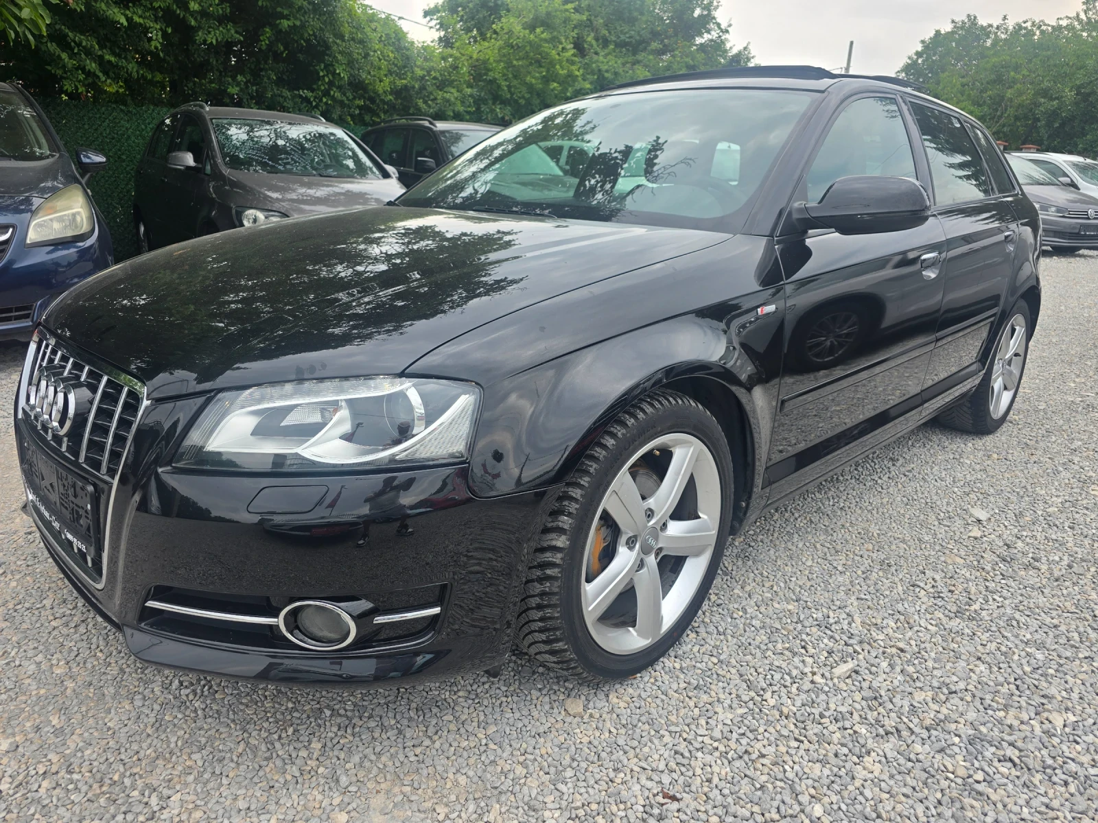 Audi A3 S-LINE-1.6TDI-105K.C-ЕВРО 5В-АВТОМАТ-ПАНОРАМА
