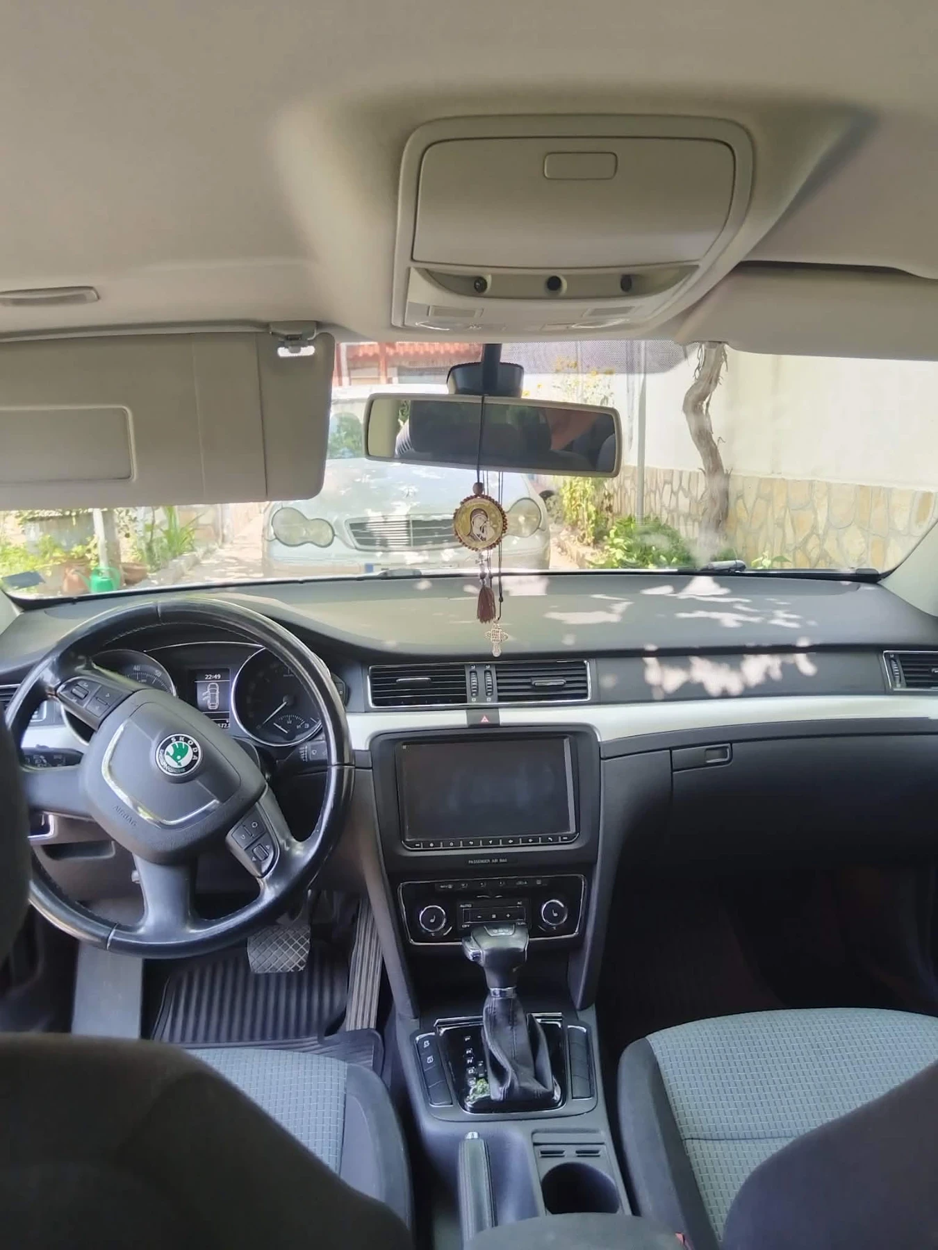 Skoda Superb Седан , снимка 3 - Автомобили и джипове - 55813924