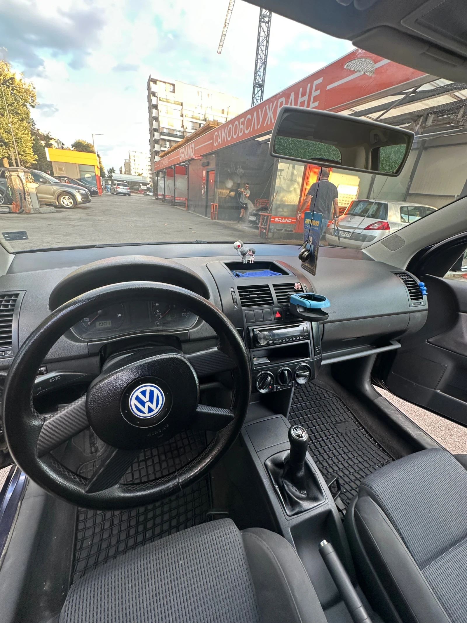 VW Polo, снимка 9 - Автомобили и джипове - 55971173