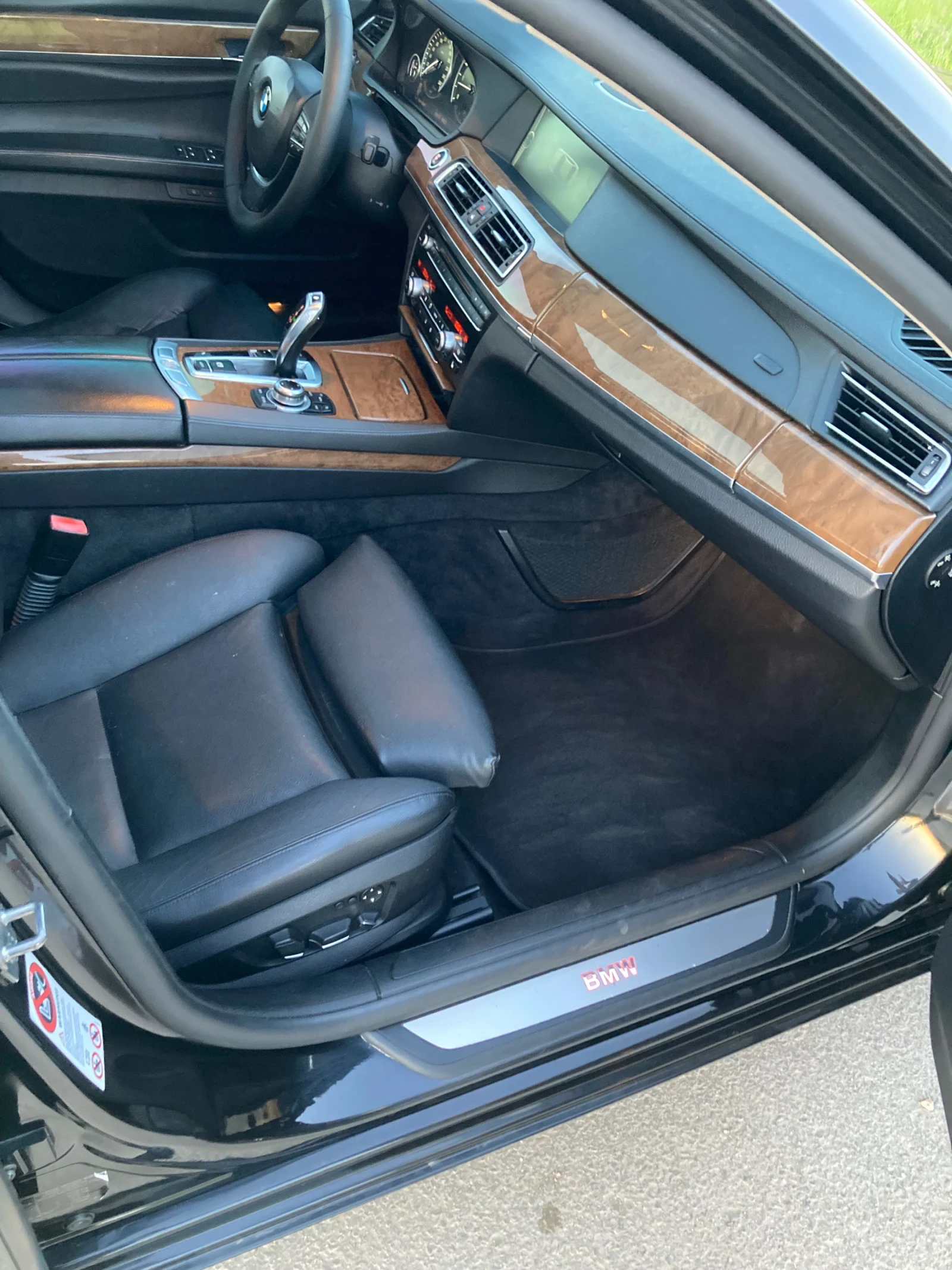 BMW 730 245кс 21 Алпина Night Vision Обслужена, снимка 10 - Автомобили и джипове - 56001663