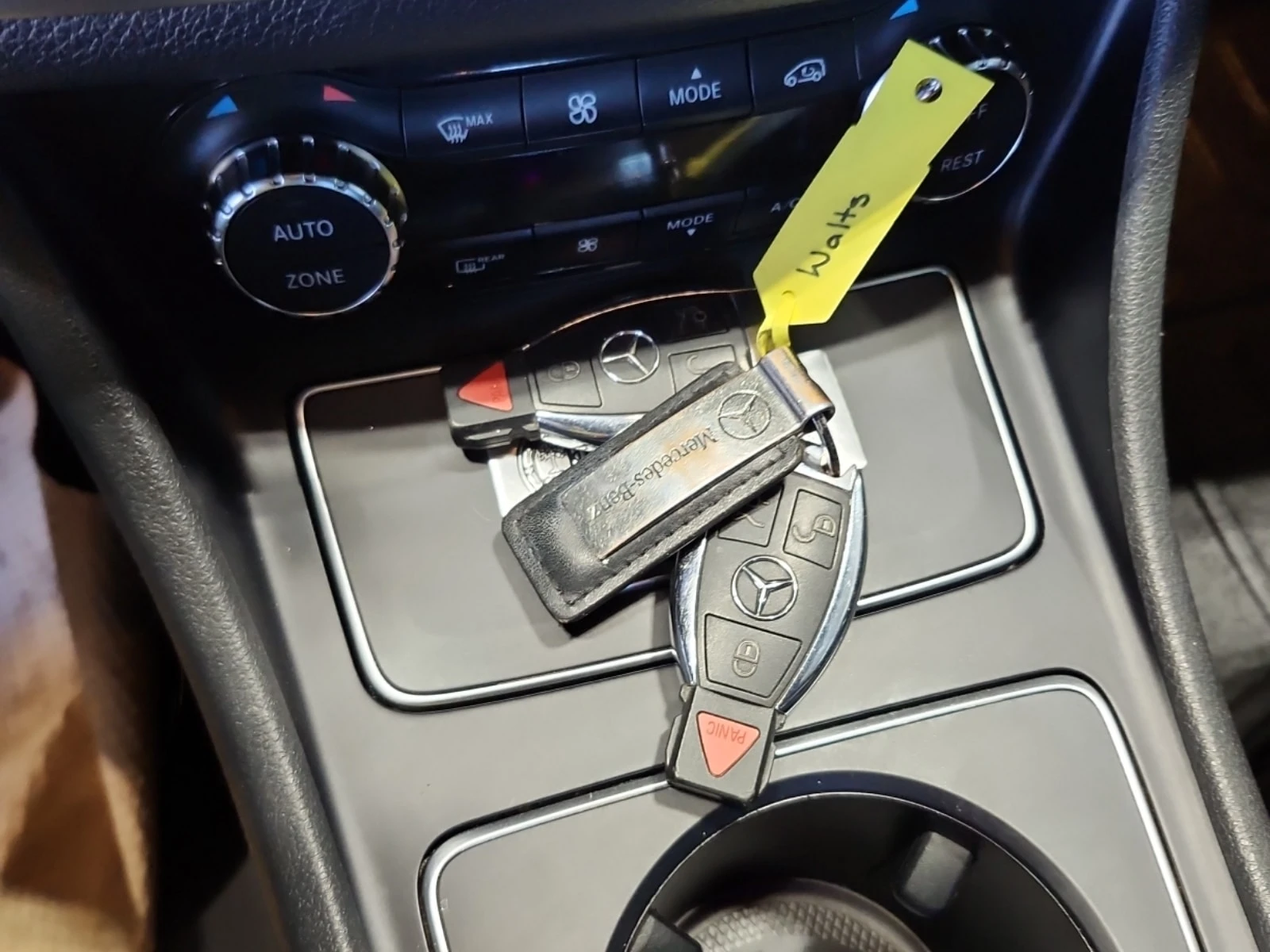 Mercedes-Benz CLA 250 ПЪЛЕН АМГ ПАКЕТ/CARFAX/ПОДГРЕВ/ПАНО/ПАМЕТ, снимка 8 - Автомобили и джипове - 56122367