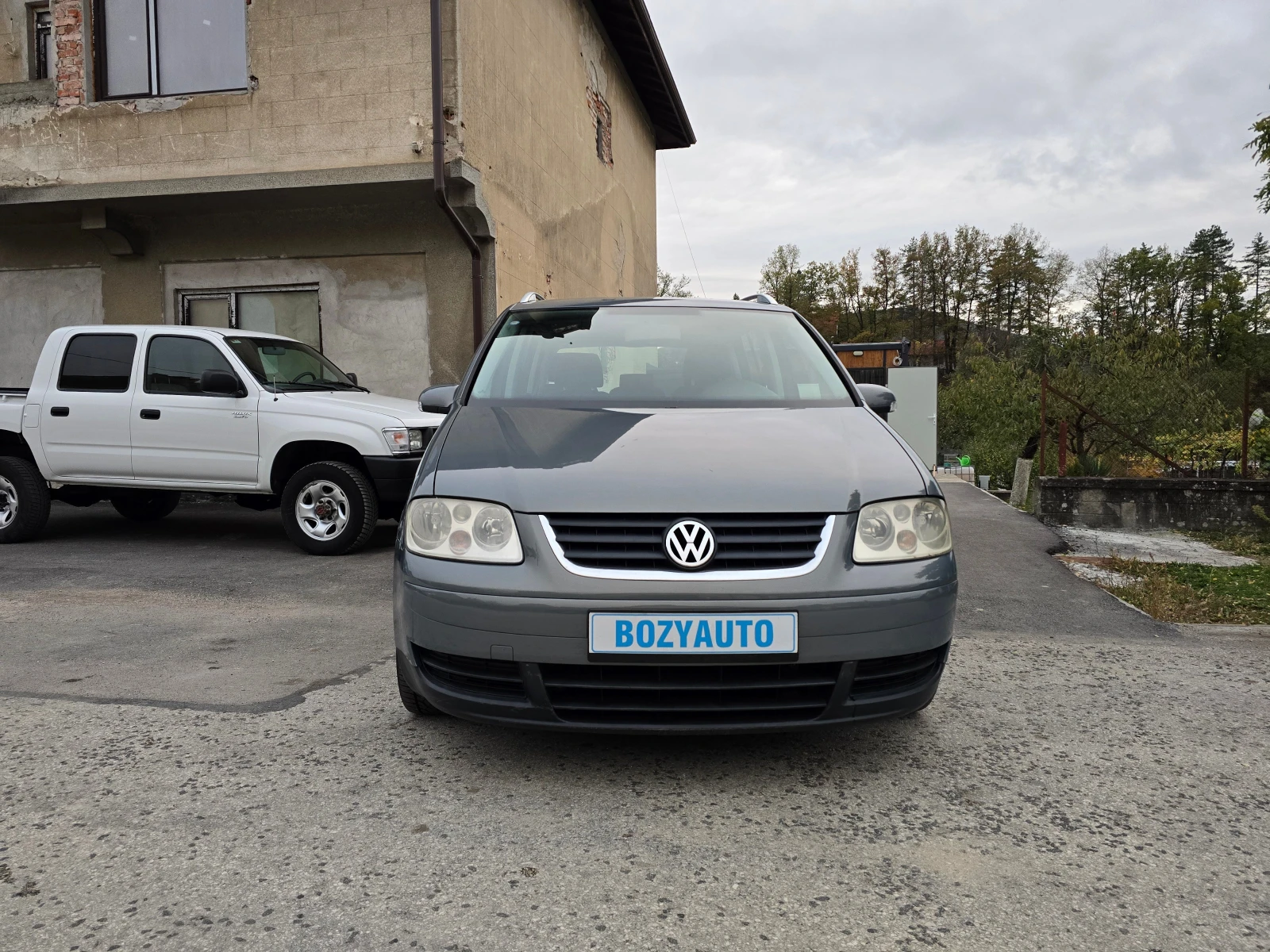 VW Touran 1.9TDI/105ps, снимка 2 - Автомобили и джипове - 56692151