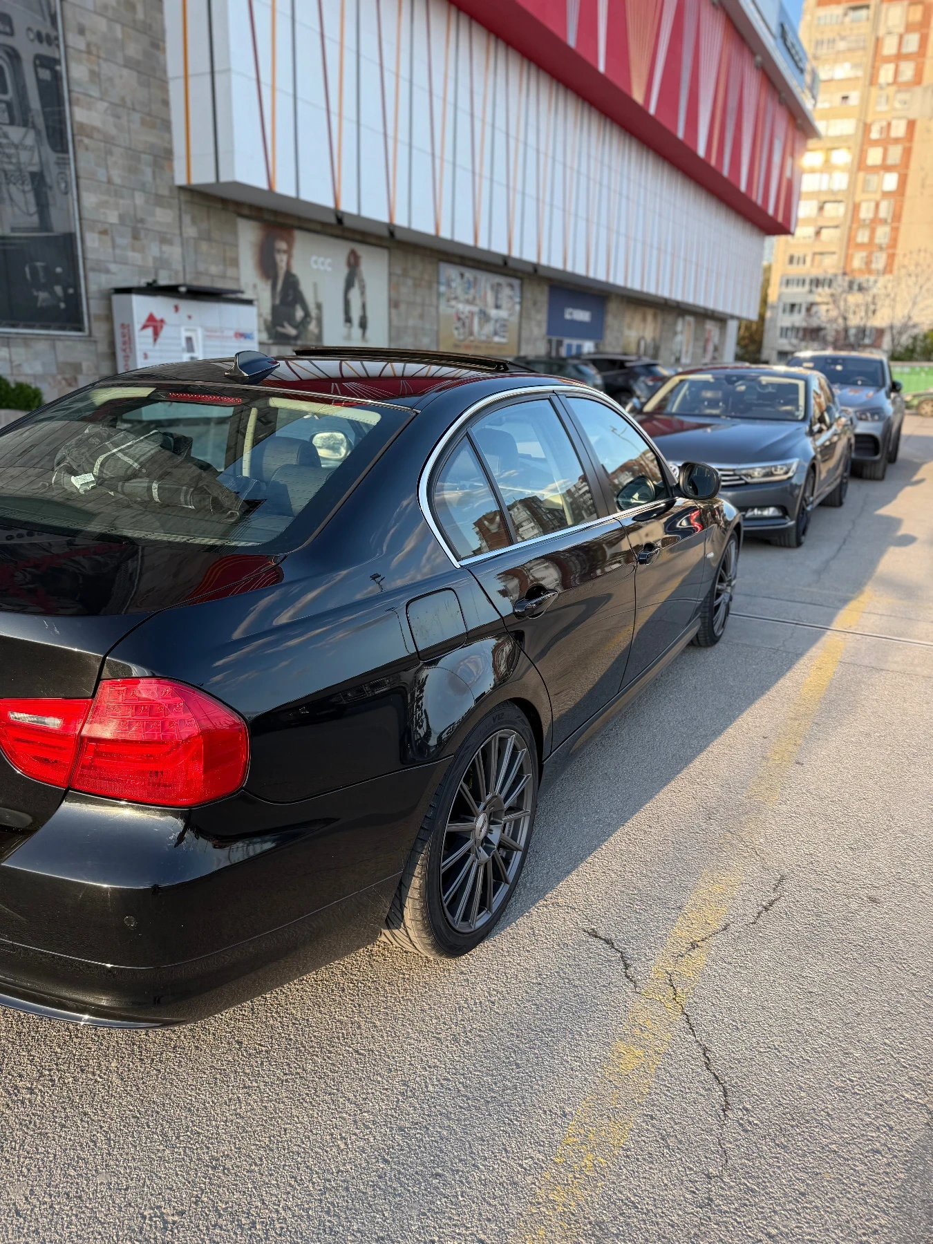BMW 330 e90 Faclift 330d, снимка 7 - Автомобили и джипове - 56744006