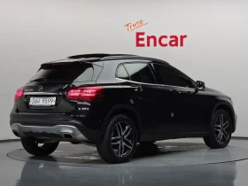 Mercedes-Benz GLA 220  Premium, снимка 2