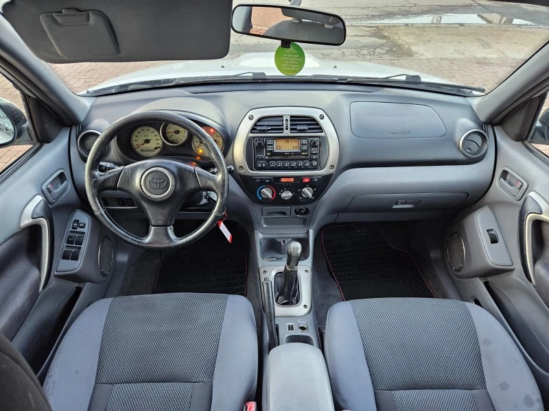 Toyota Rav4 2.0 D4D, 116 к.с., 5 врати, снимка 10 - Автомобили и джипове - 43002787