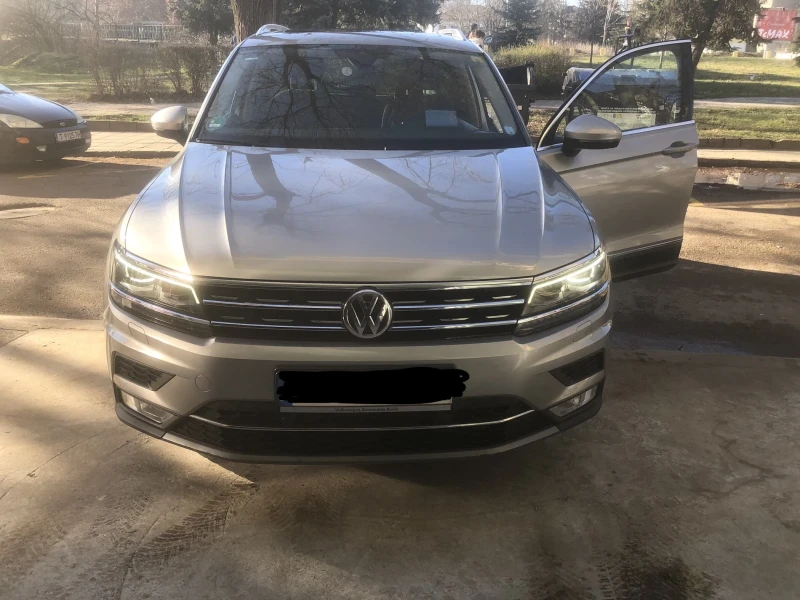 VW Tiguan, снимка 1 - Автомобили и джипове - 48522292