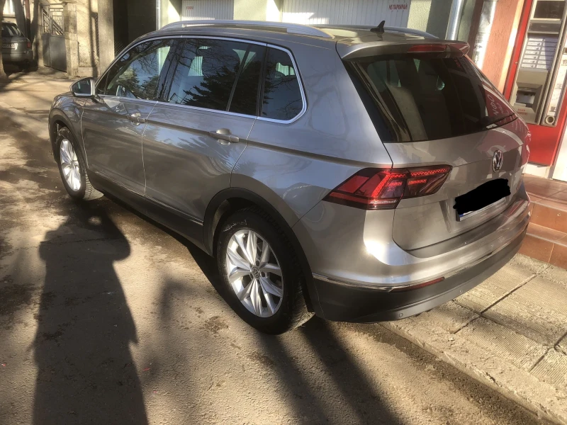 VW Tiguan, снимка 3 - Автомобили и джипове - 48522292